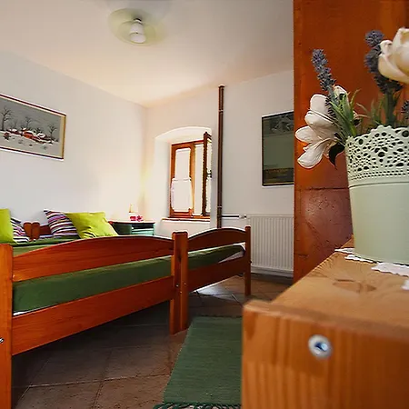 Mit Privatpool Fuer 6 Personen Ca, 165 M Sup2 In Kosinozici, Istrien Und Umgebung Holiday home *